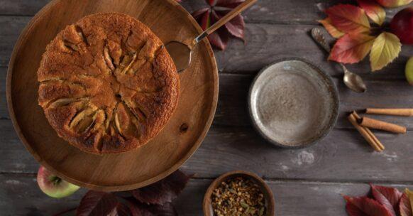 découvrez notre délicieux gâteau aux pommes et spéculoos, une parfaite alliance de saveurs gourmandes. ce dessert moelleux, parfumé à la cannelle et aux épices, ravira vos papilles et apportera une touche réconfortante à vos moments de convivialité.