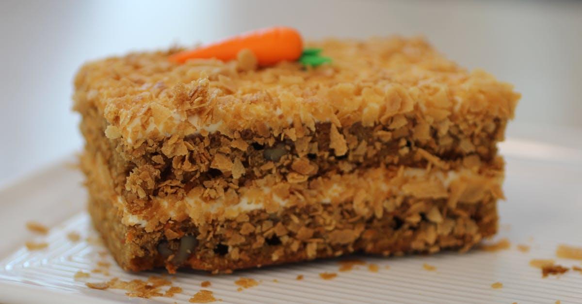 découvrez notre irrésistible gâteau aux pommes et à la cannelle, un délice moelleux alliant la douceur des pommes à l'arôme réconfortant de la cannelle. parfait pour vos collations, vos desserts ou vos fêtes, ce gâteau saura enchanter vos papilles à chaque bouchée.