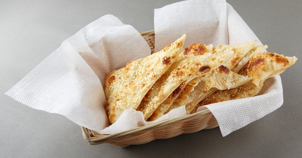 découvrez notre délicieux cheese soufflé, un plat léger et savoureux qui allie la douceur des œufs et la richesse du fromage. parfait pour impressionner vos invités ou pour un repas réconfortant à la maison.