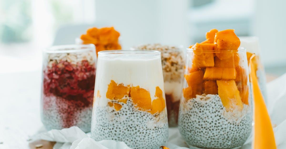 découvrez le délicieux chia pudding, un dessert sain et nutritif à base de graines de chia, de lait végétal et de fruits frais. idéal pour le petit-déjeuner ou une collation énergisante, il est facile à préparer et riche en fibres, oméga-3 et antioxydants.
