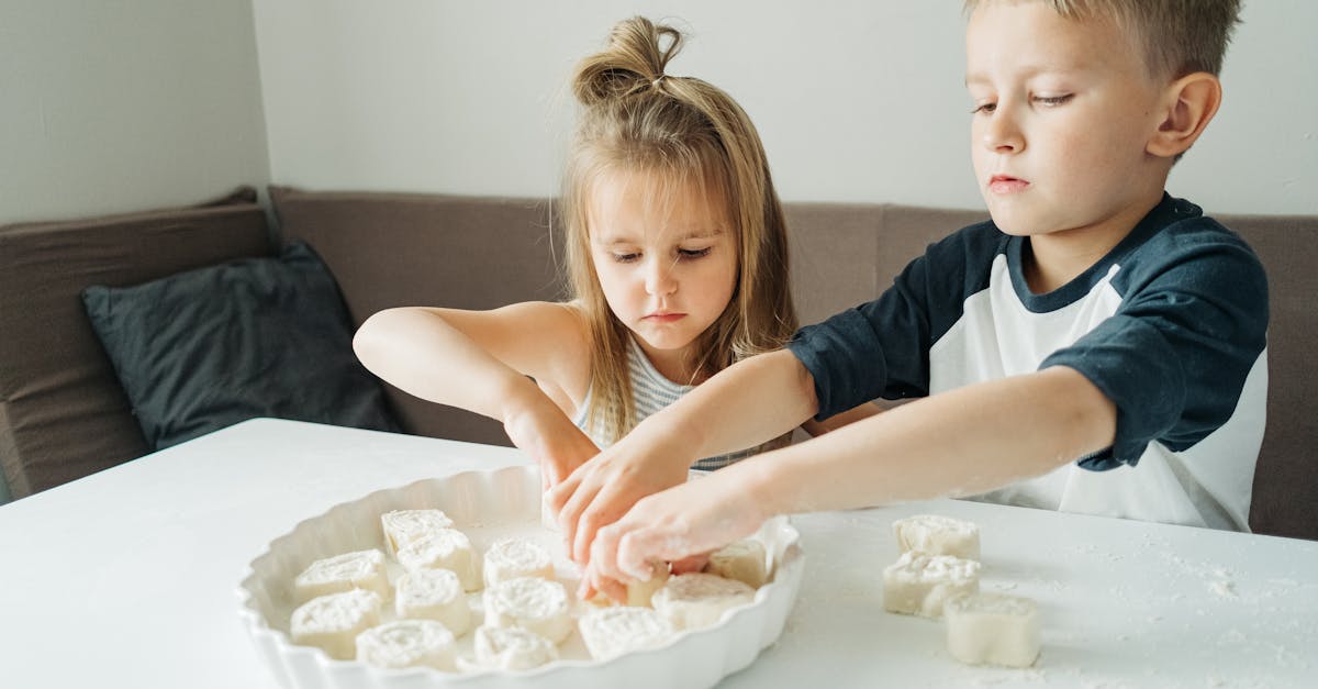 découvrez de délicieuses cookies sans gluten, faites avec des ingrédients savoureux et sains. parfaits pour les personnes intolérantes au gluten, ces biscuits allient plaisir et bien-être. savourez chaque bouchée sans compromis !