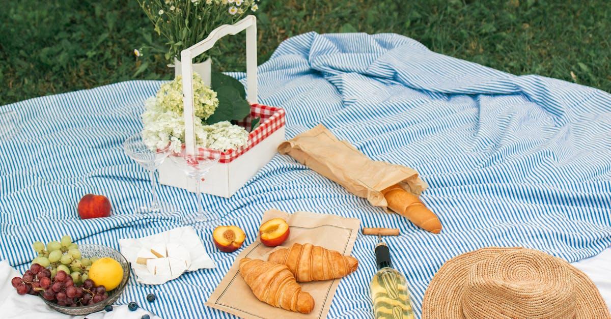 découvrez notre délicieuse recette de clafoutis aux pêches, un dessert français classique alliant la douceur des fruits de saison à une pâte onctueuse. facile à préparer, ce dessert séduira les gourmands à chaque bouchée.