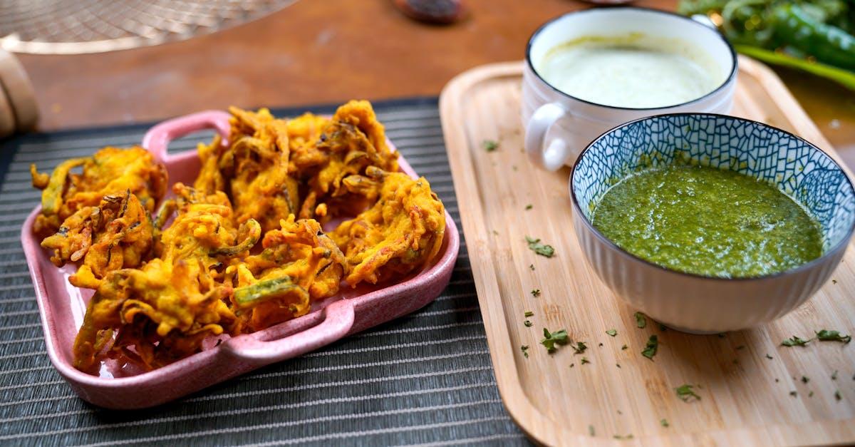 découvrez nos délicieuses beignets de légumes, croustillants à l'extérieur et moelleux à l'intérieur. parfaits pour un apéritif, un repas léger ou comme accompagnement, ces fritters sont faciles à préparer et regorgent de saveurs. idéal pour régaler vos invités ou pour une cuisine saine au quotidien !