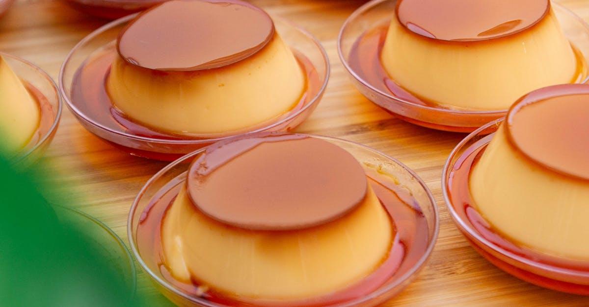 découvrez notre recette de flan crémeux, un dessert onctueux et savoureux qui séduira vos papilles. facile à réaliser, il allie la douceur des œufs et la richesse de la crème pour un moment de douceur inoubliable.