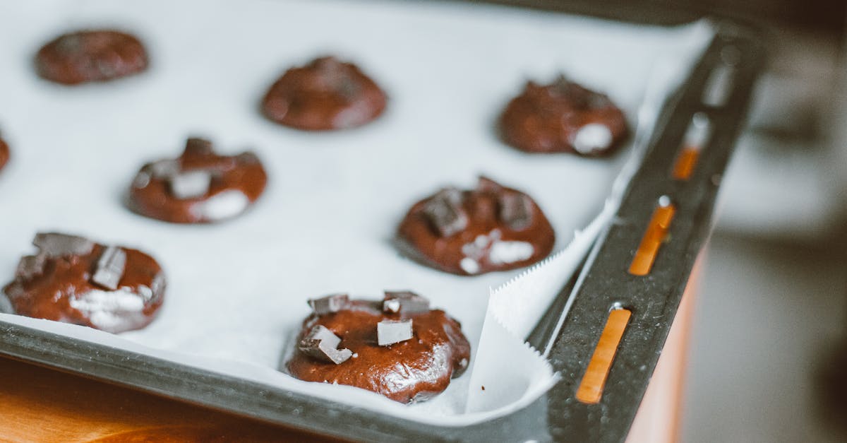 savourez des brownies au chocolat moelleux et riches, parfaits pour les amateurs de chocolat. ces délices fondants, préparés avec des ingrédients de qualité, sauront séduire vos papilles et apporter une touche de douceur à vos moments gourmands.