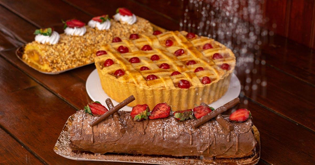 découvrez notre délicieuse bûche de noël au nutella, un dessert incontournable pour les fêtes. avec sa texture onctueuse et son goût chocolaté irrésistible, cette bûche ravira petits et grands. parfaite pour égayer vos repas de fin d'année!