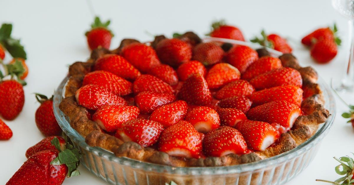 découvrez notre délicieuse tarte tatin salée, un savoureux mélange de légumes caramélisés et de pâte croustillante, idéale pour impressionner vos invités ou rehausser vos repas familiaux. une recette originale et gourmande à ne pas manquer !