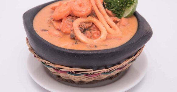 découvrez notre délicieuse recette de ragoût de fruits de mer, un plat savoureux alliant poissons frais, crustacés et épices aromatiques. parfait pour régaler vos convives lors d'un dîner convivial !